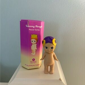 Sonny Angel Flower Series Pansy